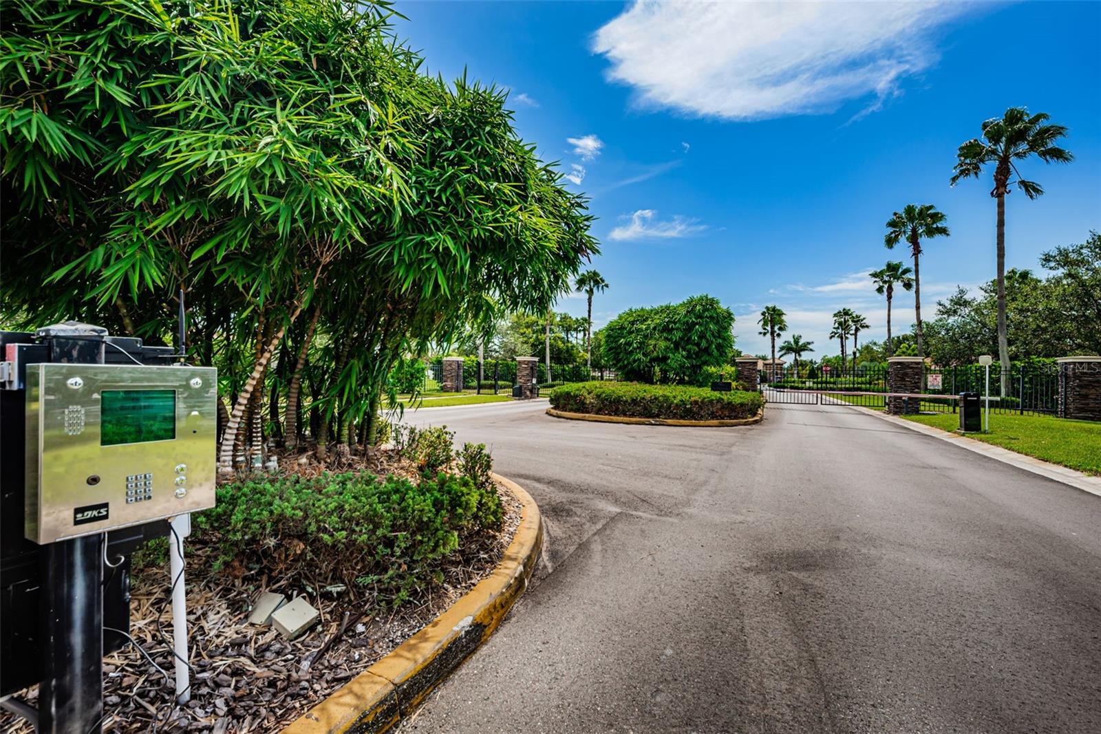 Listing photo id 80 for 521 Vista Ridge Drive