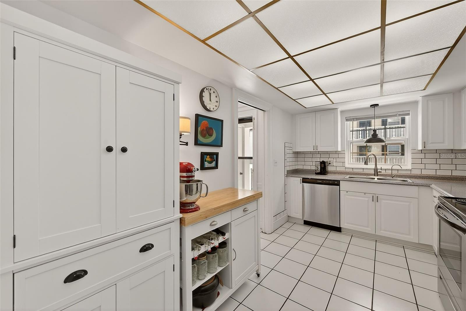 Image 13 of 40 For 139 Bluff View Drive 107