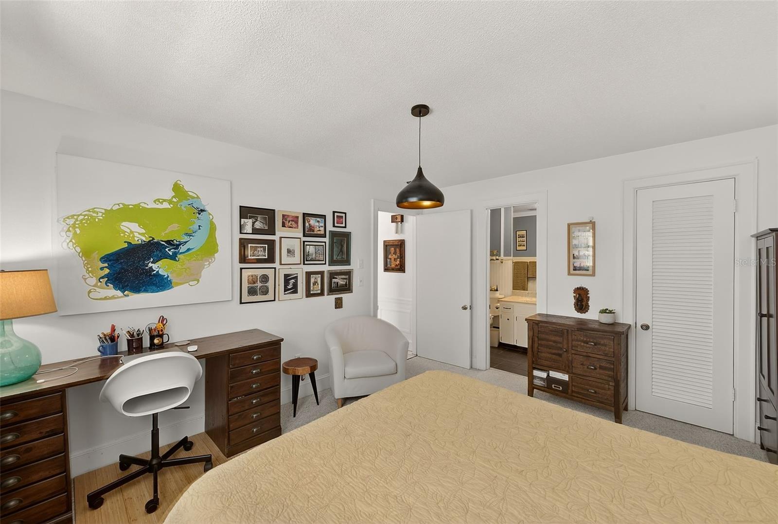 Image 23 of 40 For 139 Bluff View Drive 107