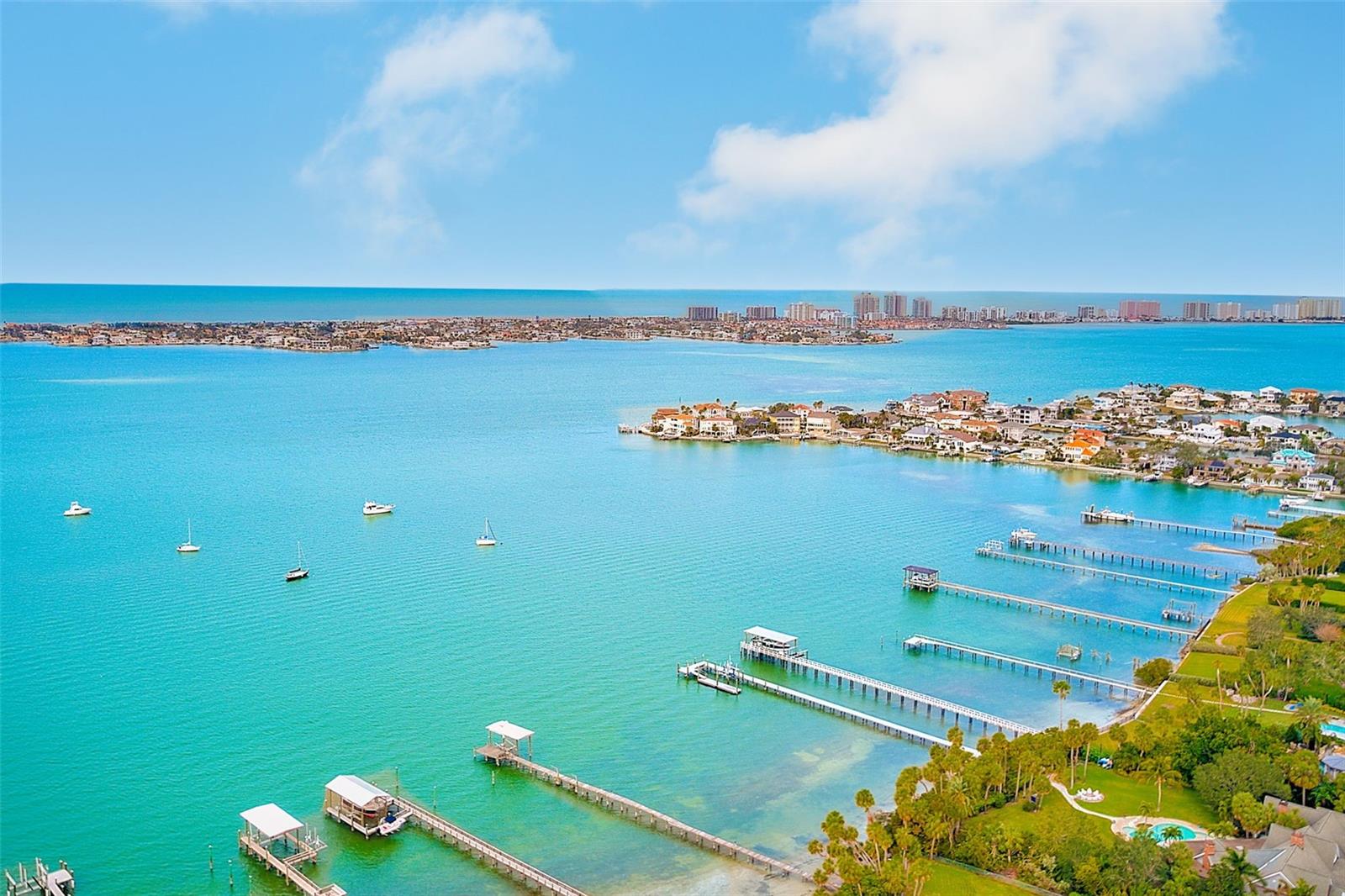 Image 36 of 40 For 139 Bluff View Drive 107