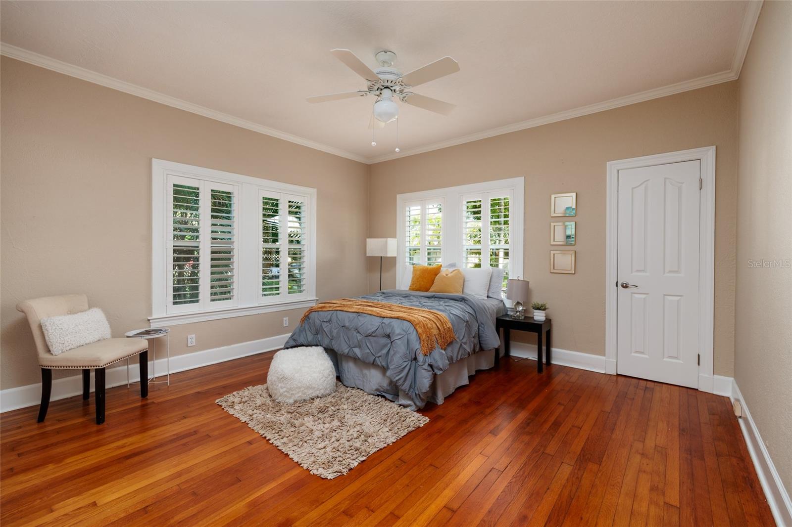 Listing photo id 22 for 446 21st Avenue Ne