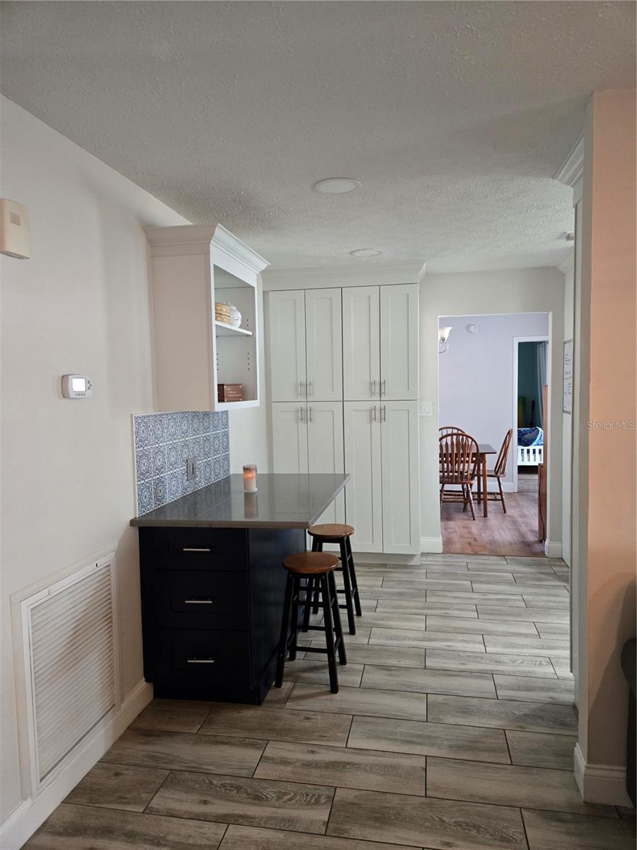 Image 20 of 32 For 3814 Cloverhill Court