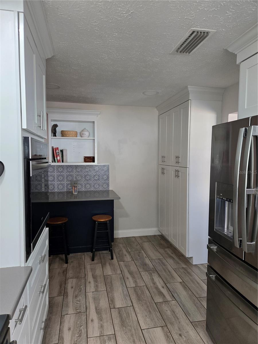 Image 22 of 32 For 3814 Cloverhill Court