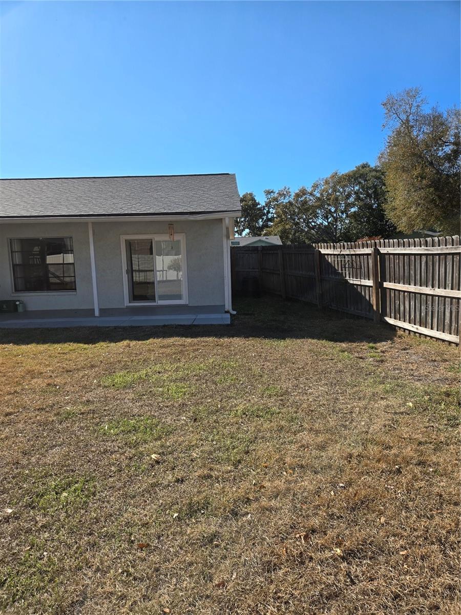 Image 4 of 32 For 3814 Cloverhill Court