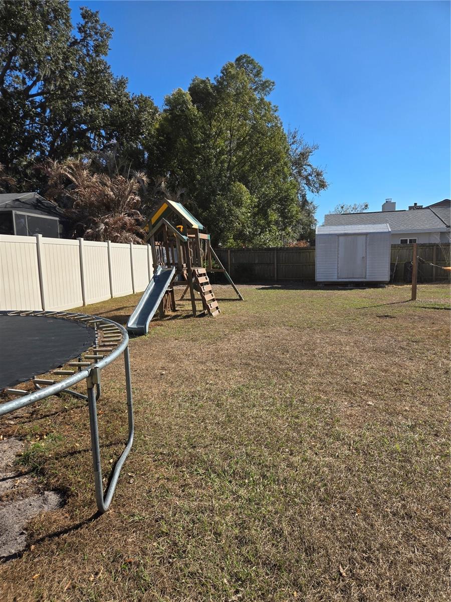 Image 5 of 32 For 3814 Cloverhill Court