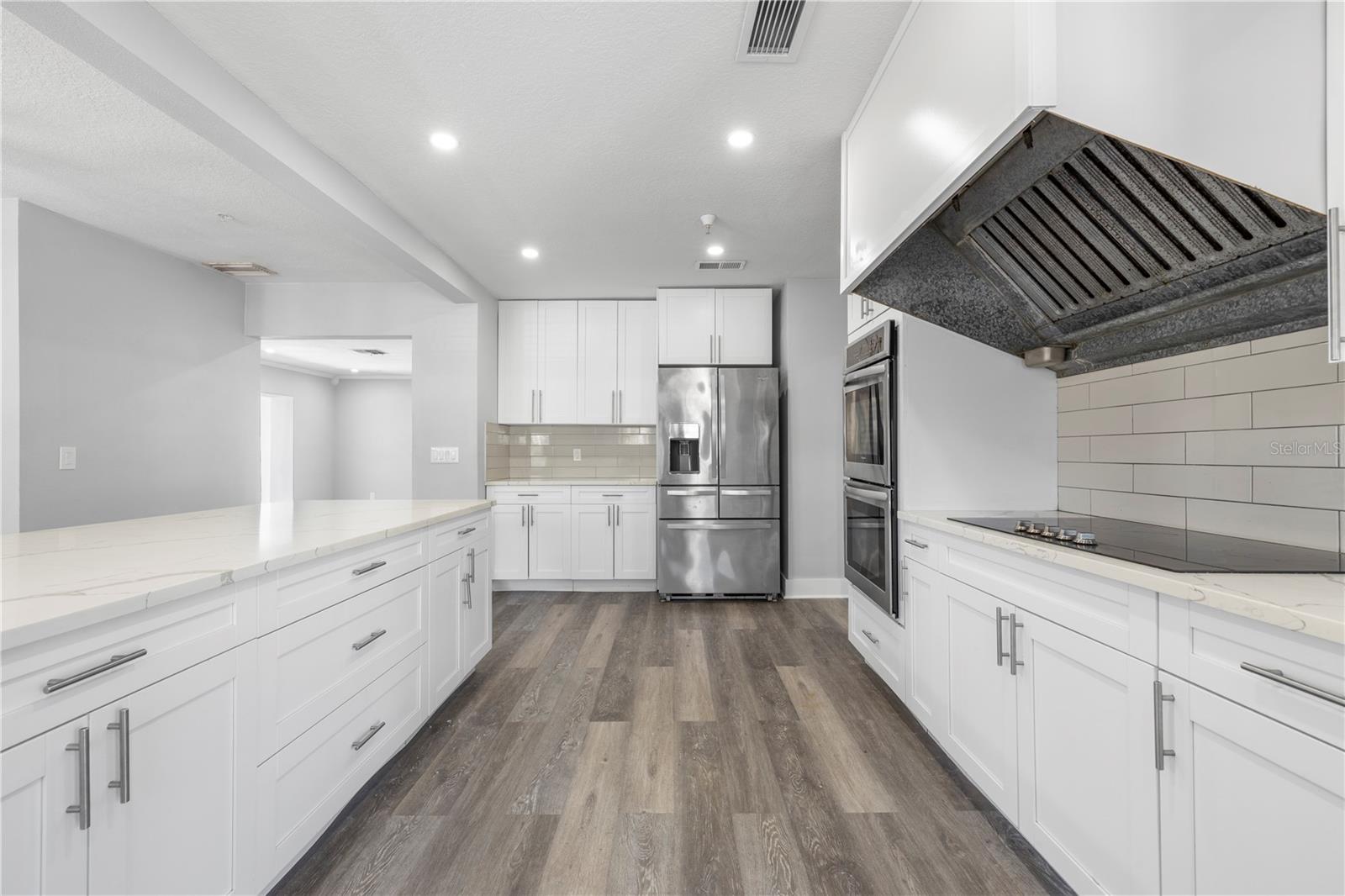 Image 10 of 67 For 3901 Platt Street