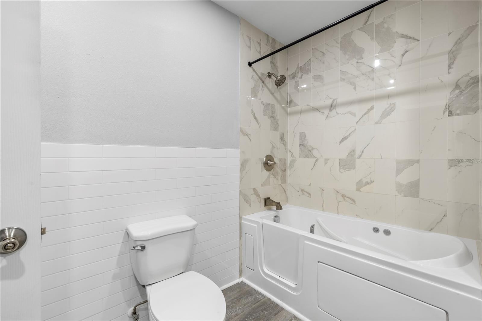 Image 29 of 67 For 3901 Platt Street