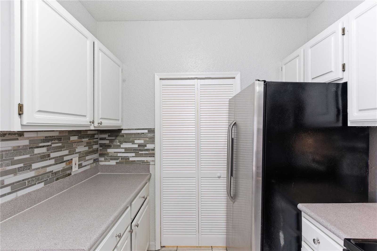 Image 10 of 29 For 5507 Legacy Crescent Place 202