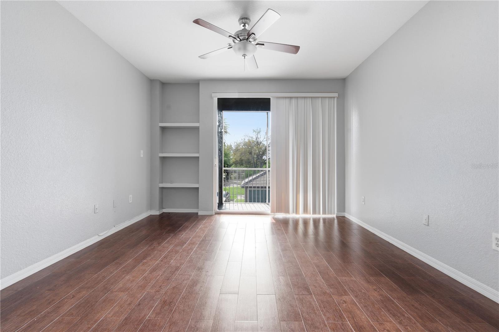 Image 5 of 29 For 5507 Legacy Crescent Place 202