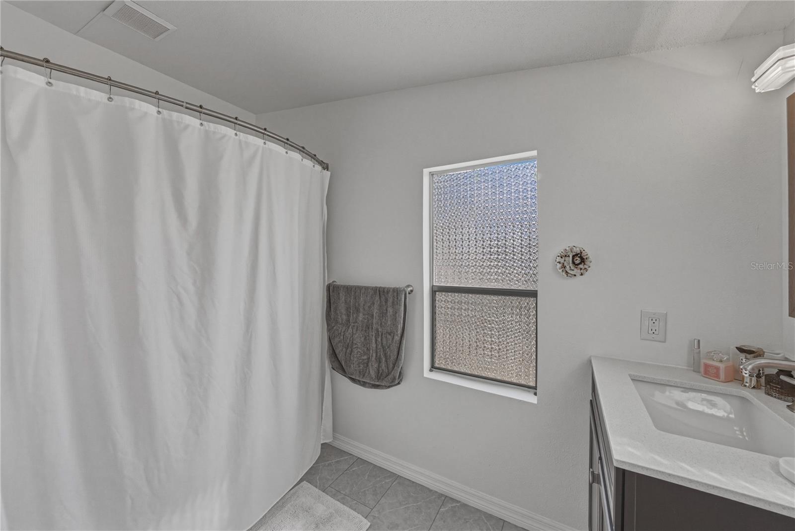 Image 31 of 51 For 4695 Turner Road