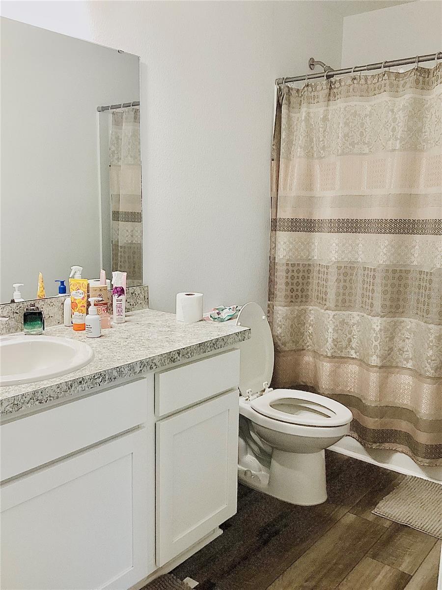 Image 34 of 56 For 38457 Honeysuckle Drive