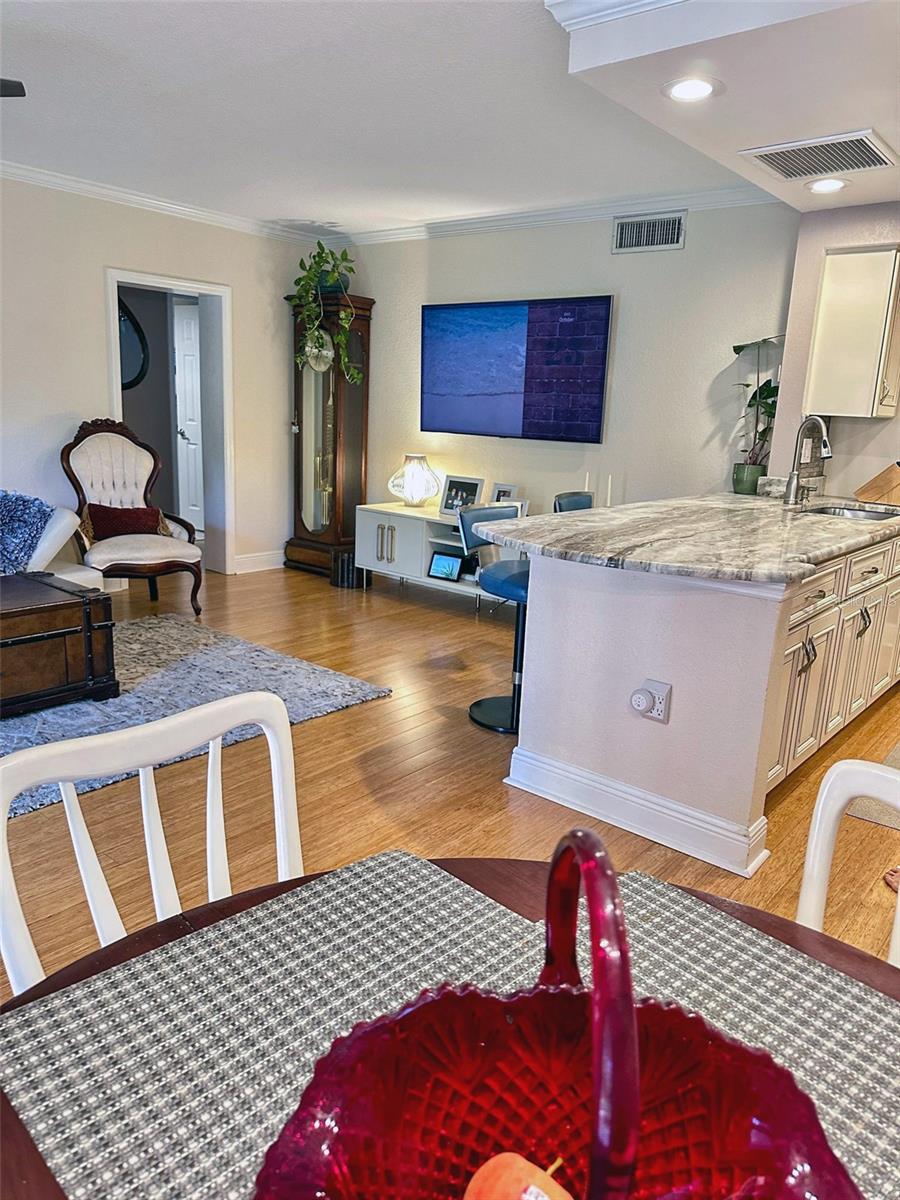 Image 30 of 67 For 8911 Blind Pass Road 220