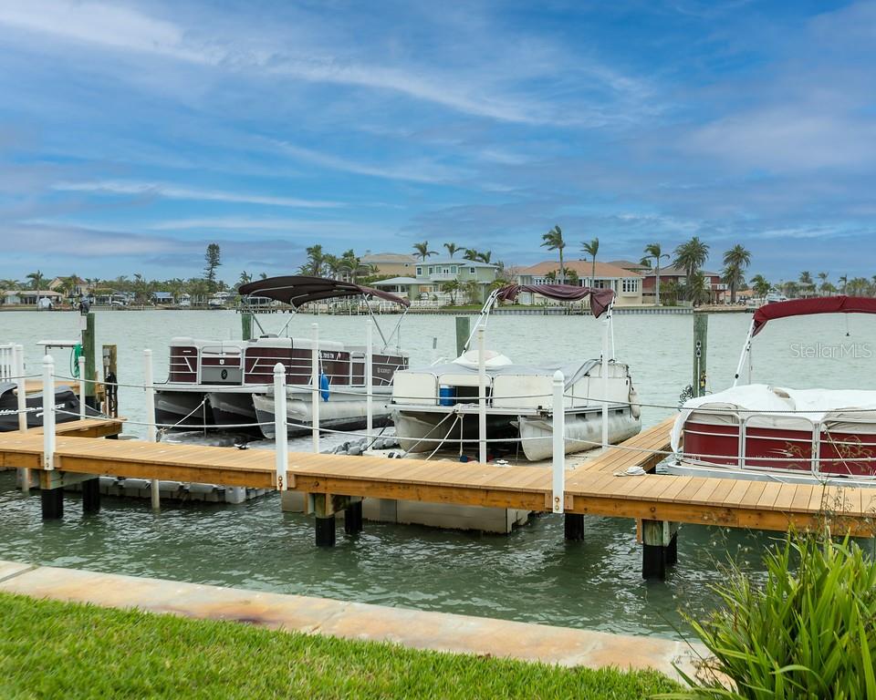 Image 6 of 67 For 8911 Blind Pass Road 220