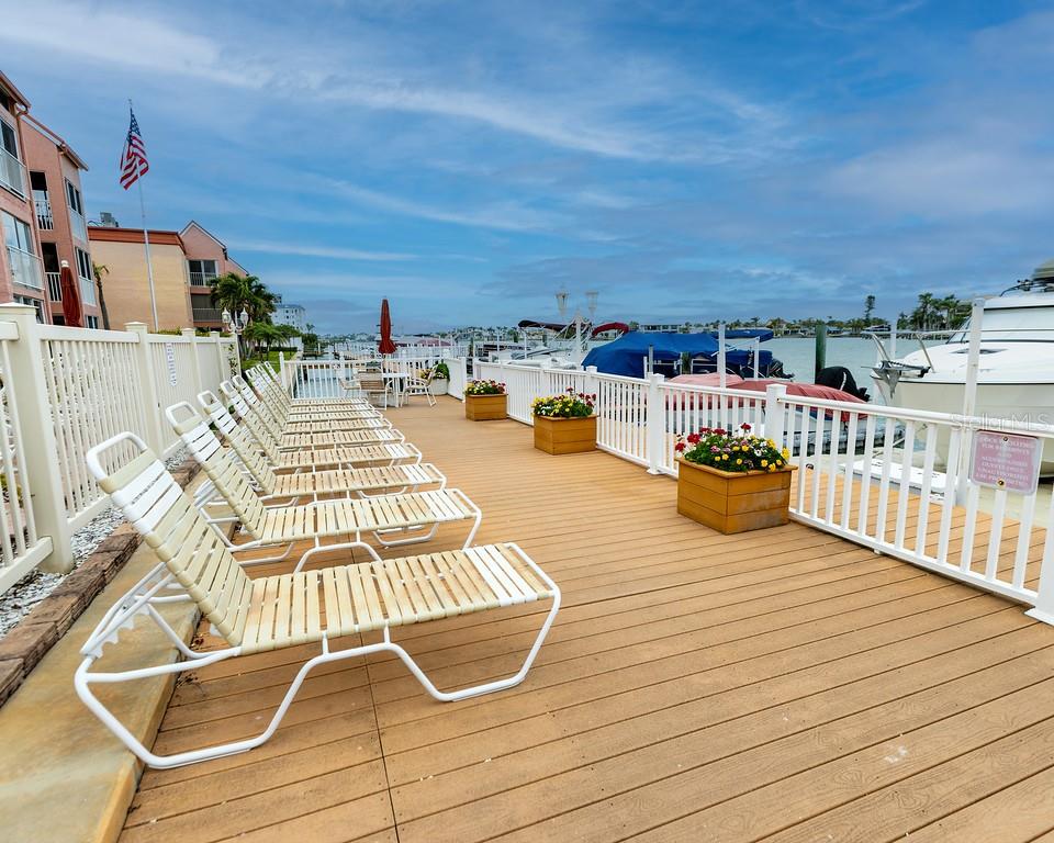 Image 9 of 67 For 8911 Blind Pass Road 220