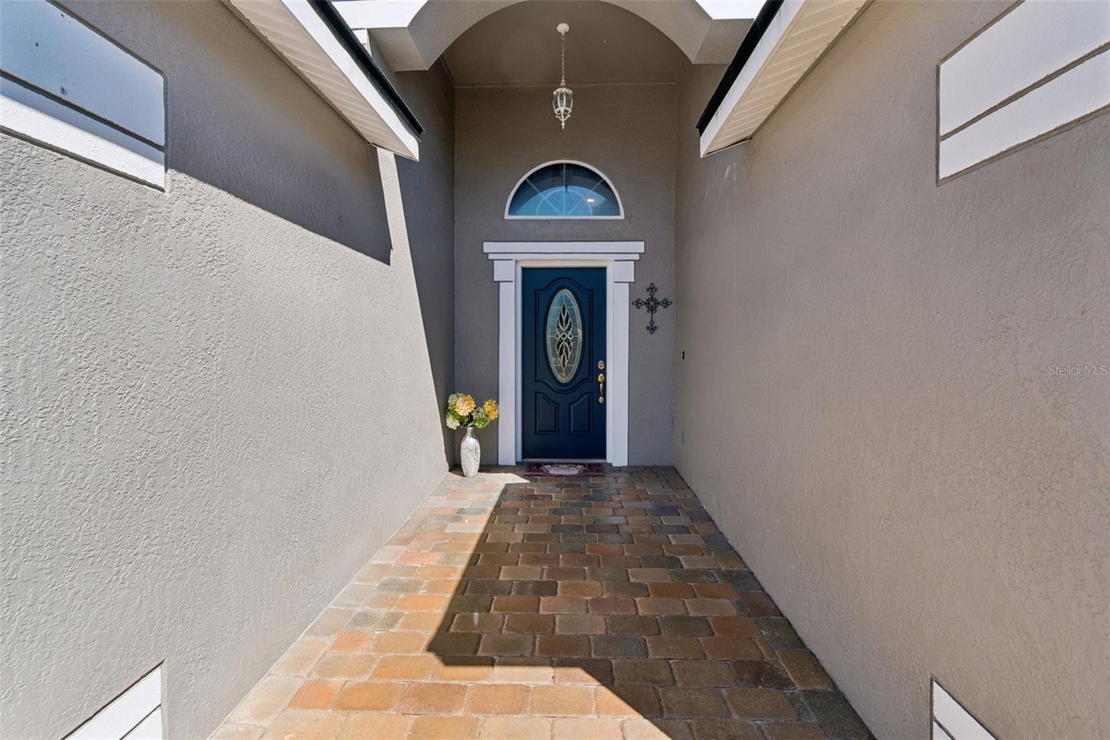 Listing photo id 2 for 3301 Black Gum Court