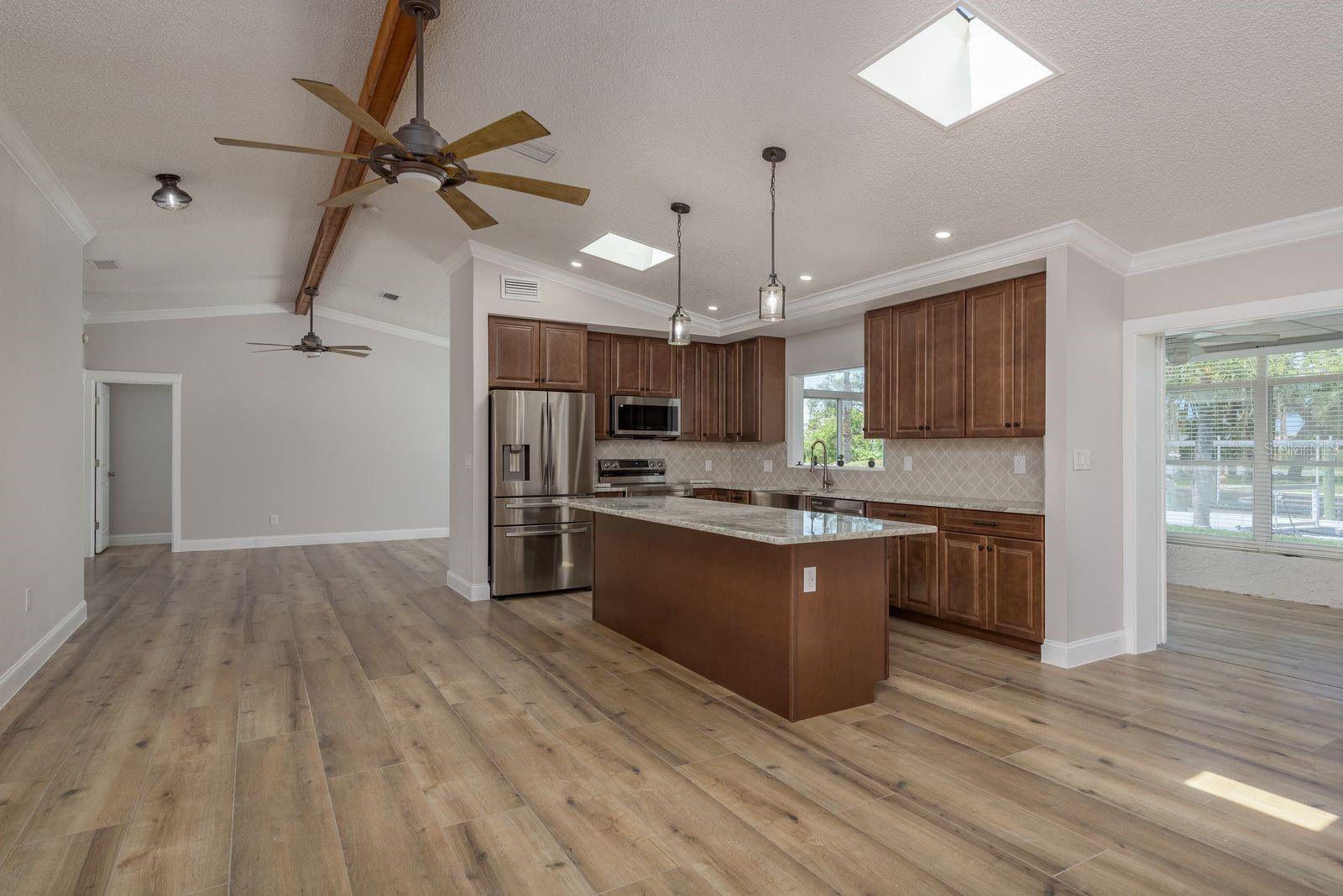 Image 14 of 48 For 4246 Marine Parkway