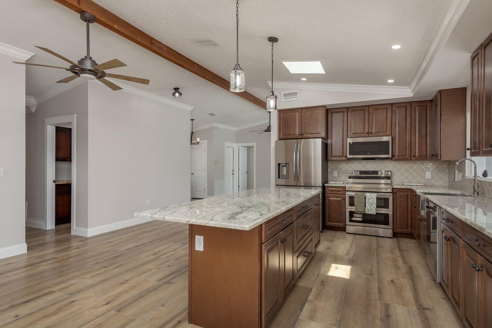 Image 15 of 48 For 4246 Marine Parkway