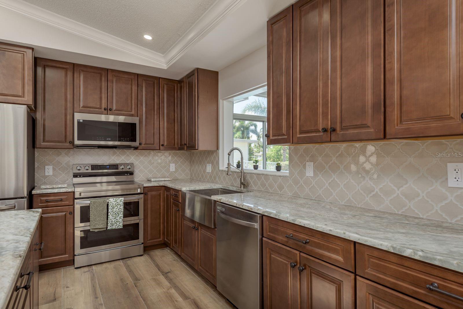 Image 17 of 48 For 4246 Marine Parkway