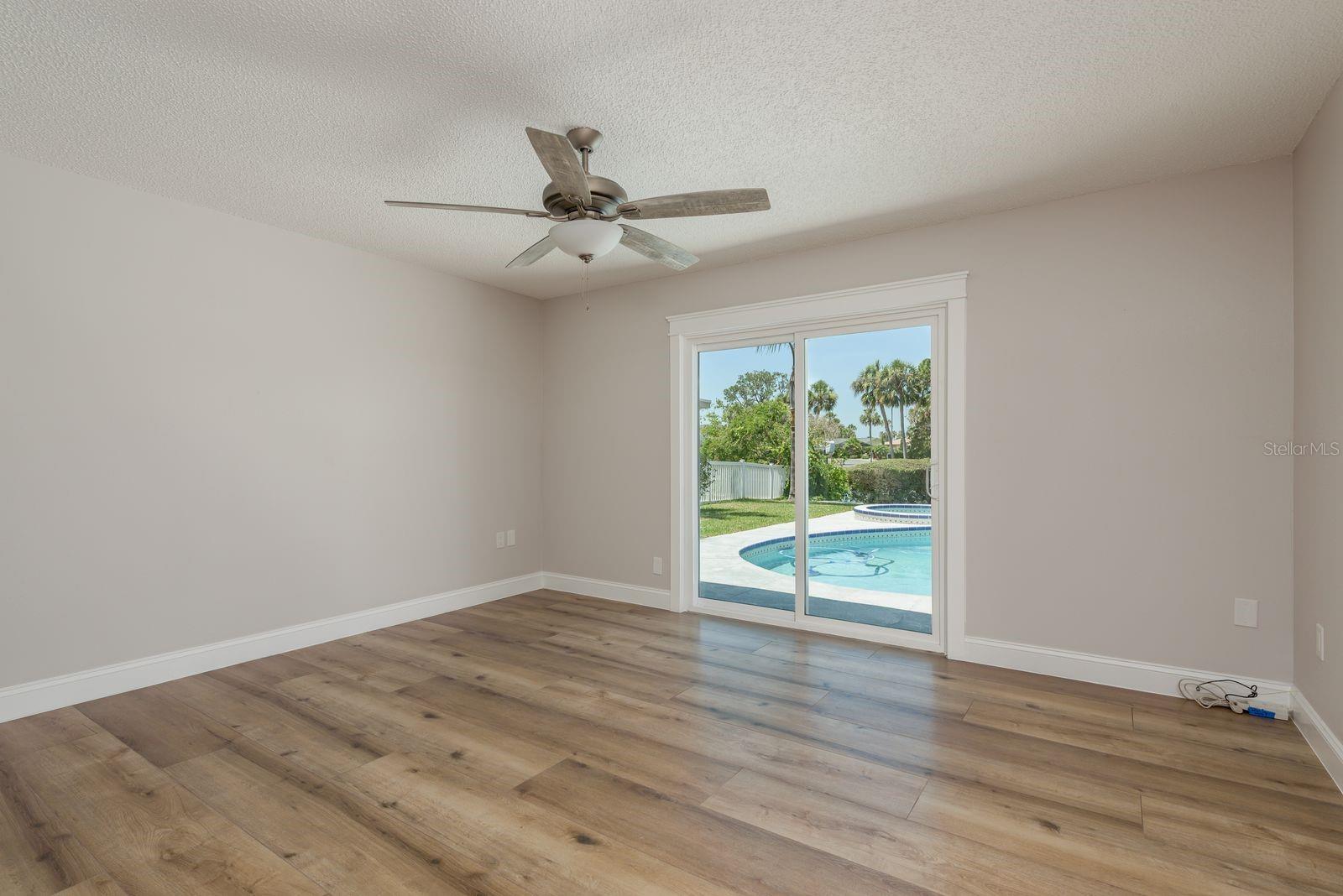 Image 19 of 48 For 4246 Marine Parkway