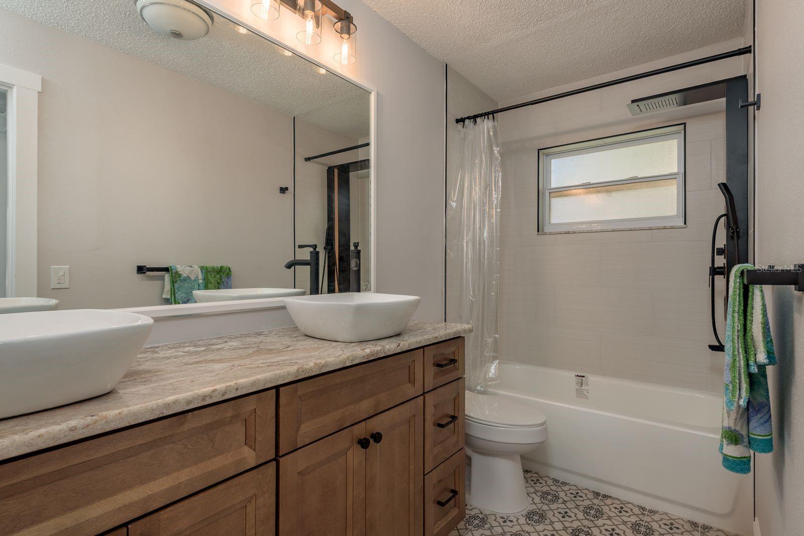 Image 25 of 48 For 4246 Marine Parkway