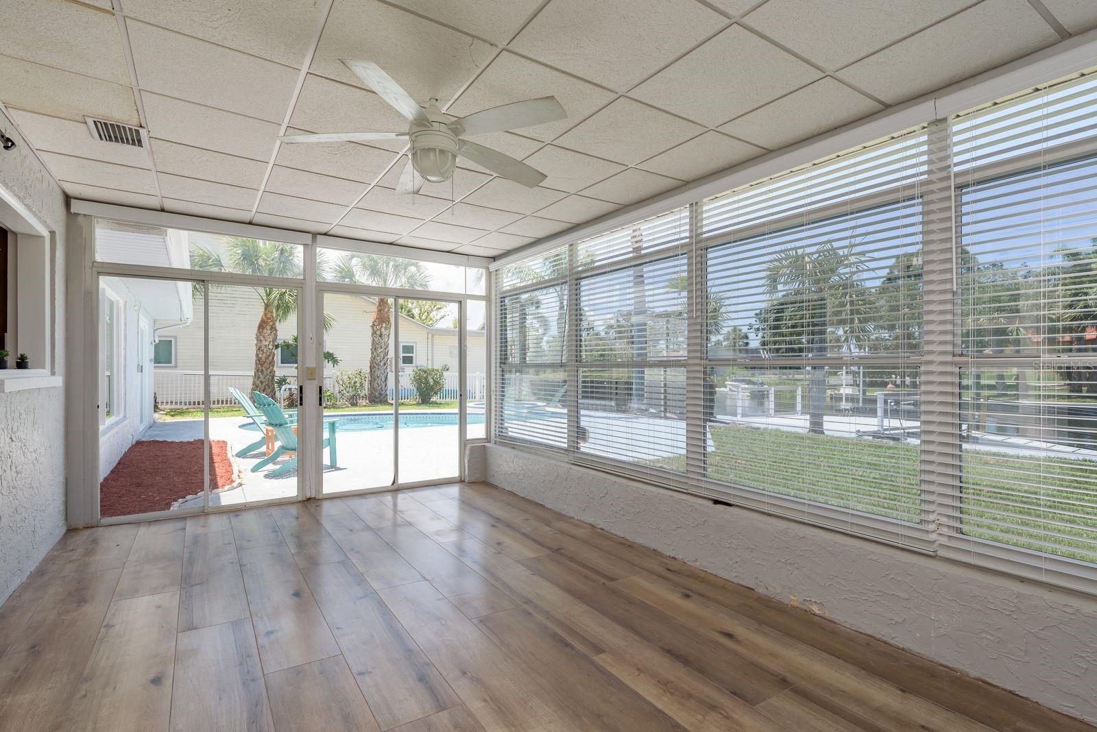 Image 30 of 48 For 4246 Marine Parkway