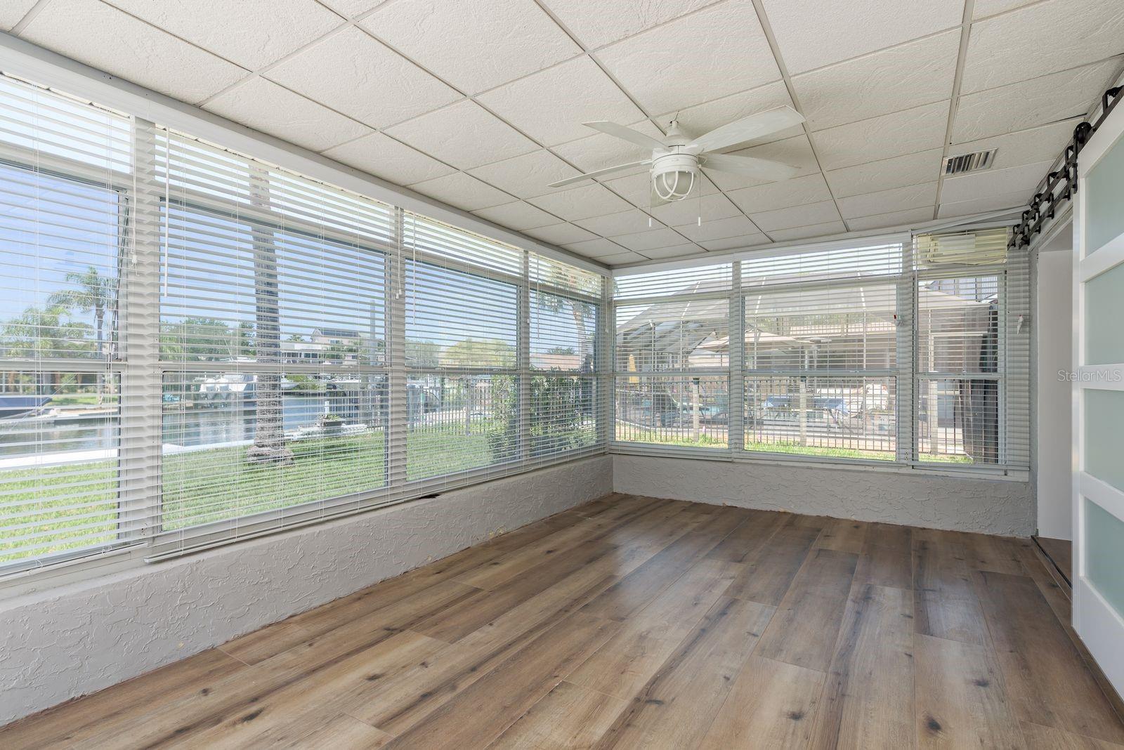 Image 31 of 48 For 4246 Marine Parkway