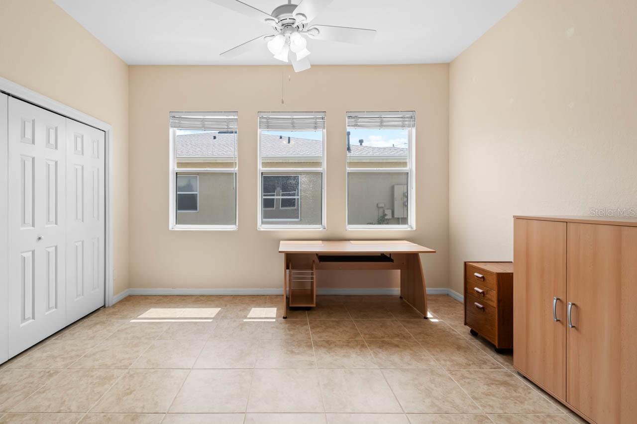 Image 10 of 22 For 1007 Chelsea Greens Court 36