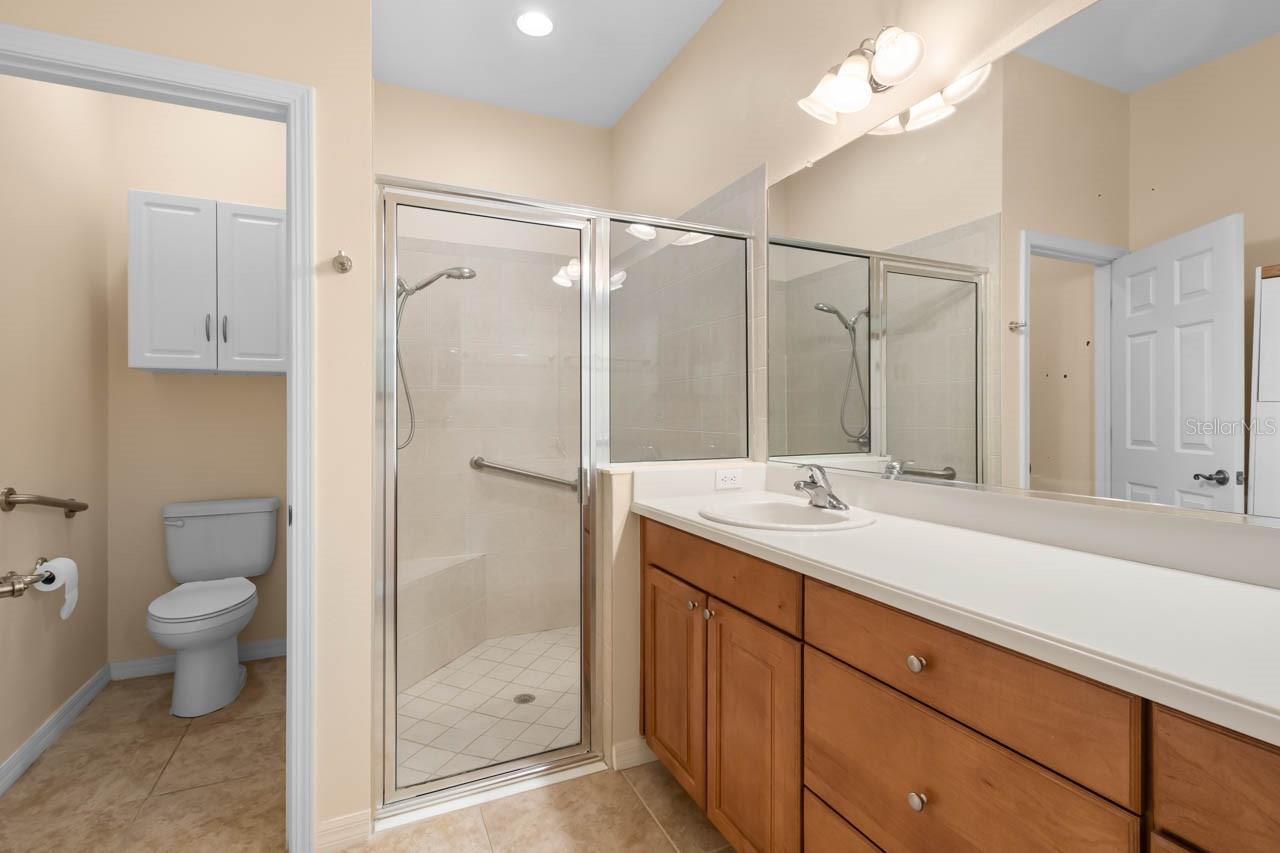 Image 14 of 22 For 1007 Chelsea Greens Court 36