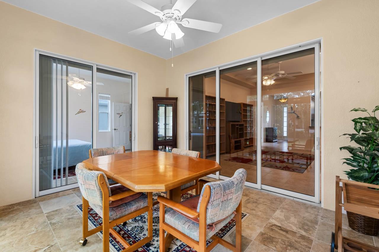 Image 20 of 22 For 1007 Chelsea Greens Court 36