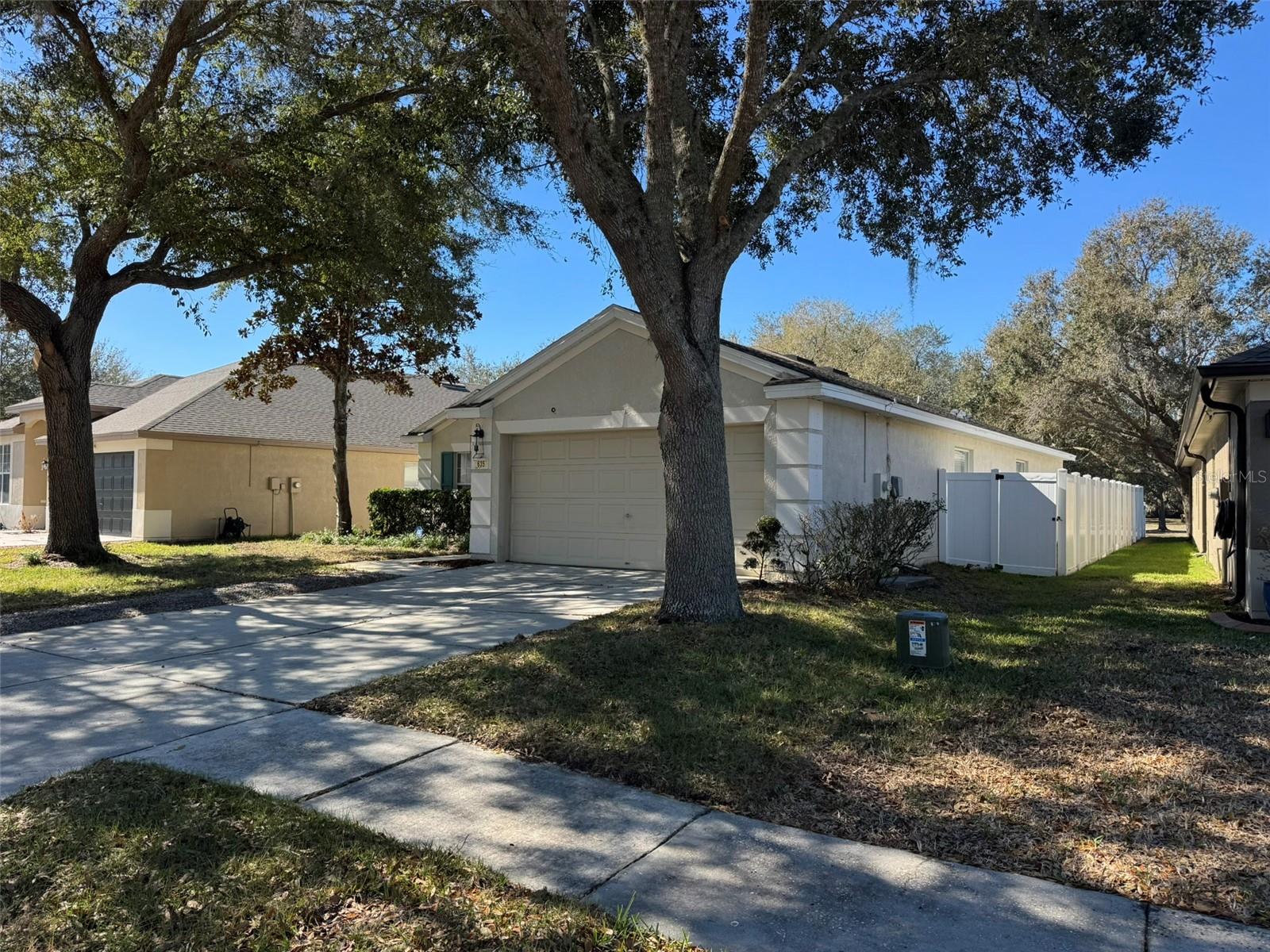 Image 2 of 17 For 635 White Flower Way