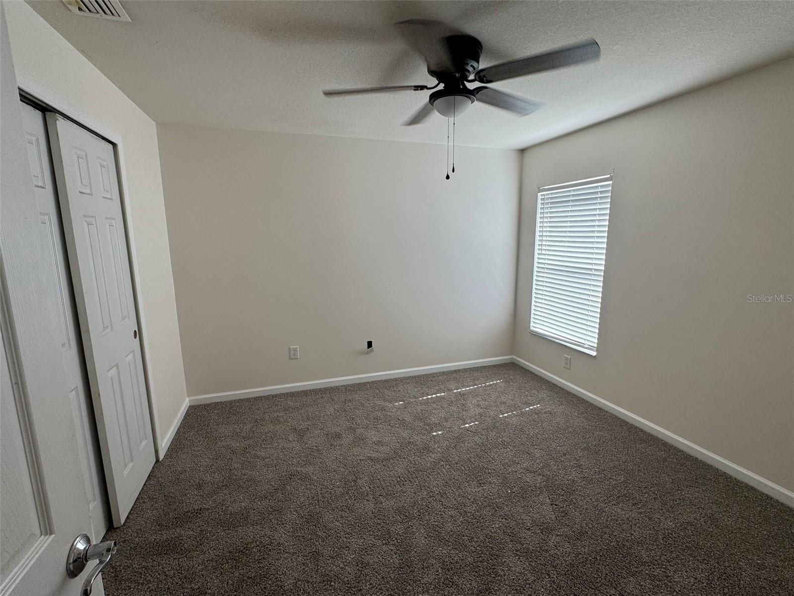 Image 9 of 17 For 635 White Flower Way