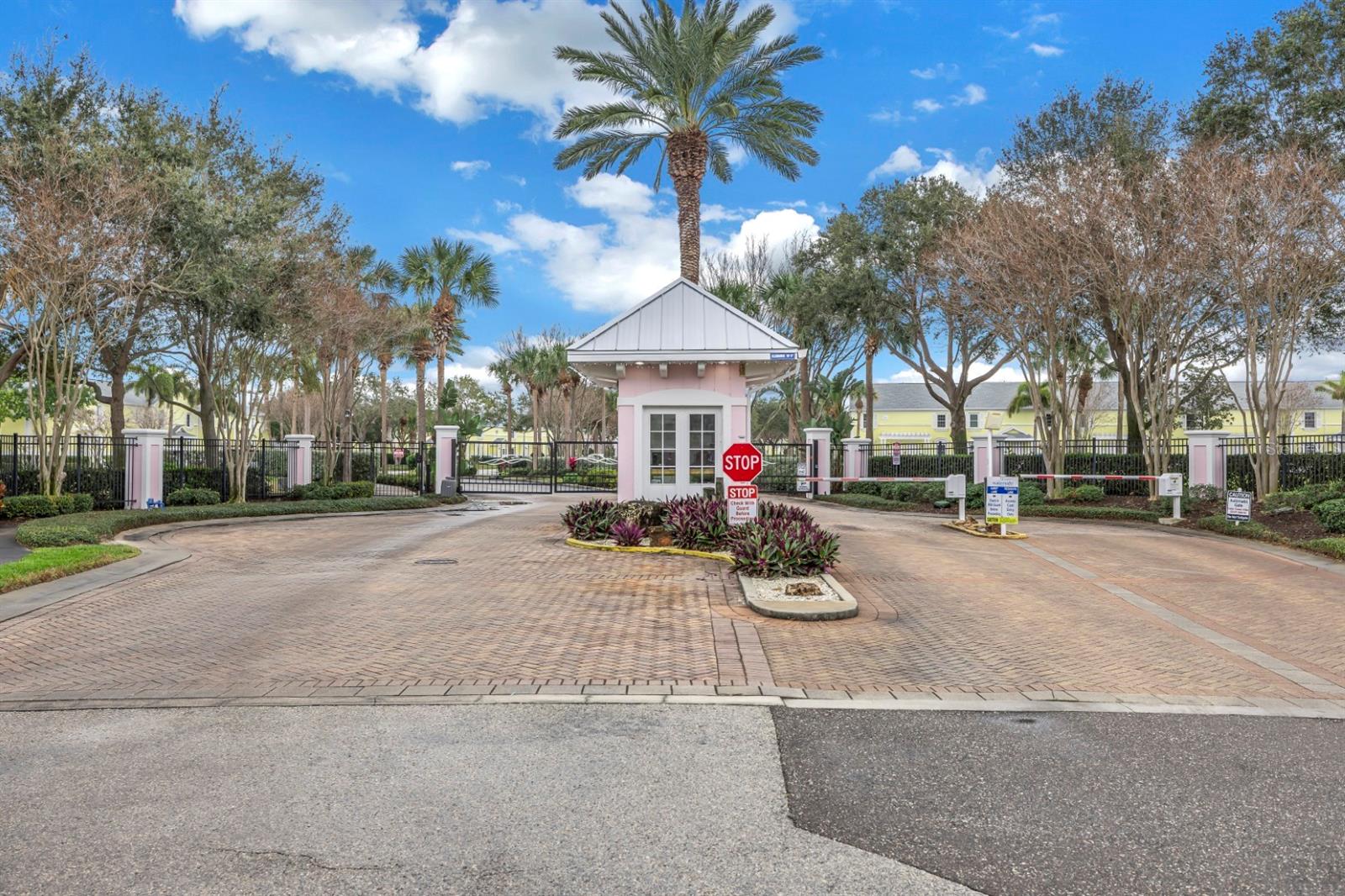 Image 33 of 40 For 5102 Coquina Key Drive Se D