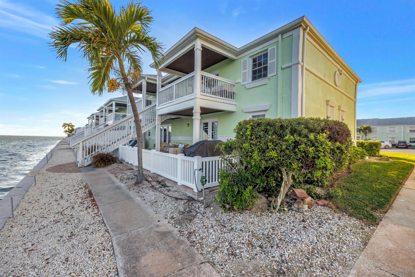 Image 35 of 40 For 5102 Coquina Key Drive Se D