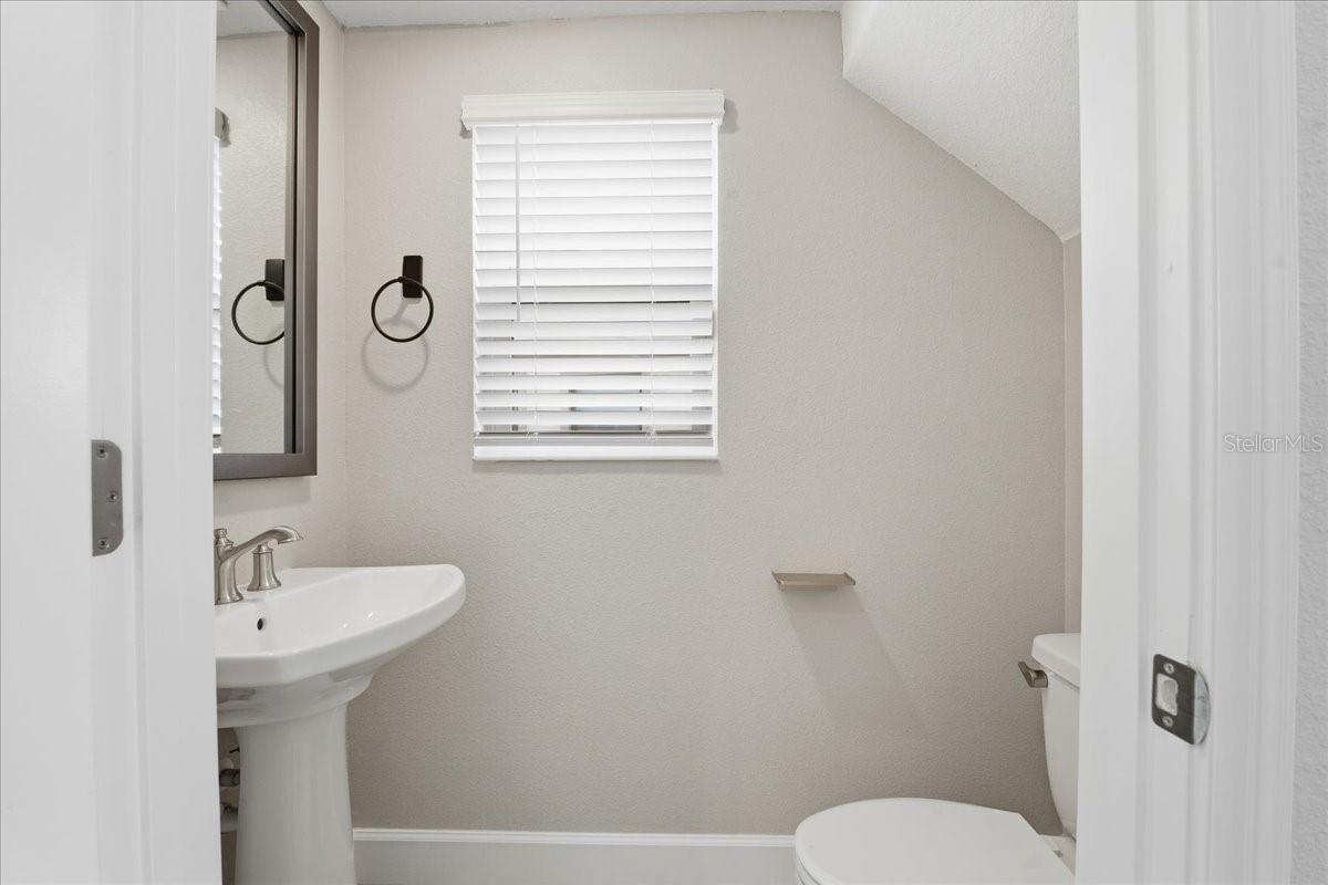 Image 16 of 99 For 4664 Lagona Lane