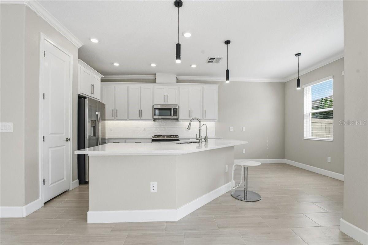 Image 2 of 99 For 4664 Lagona Lane