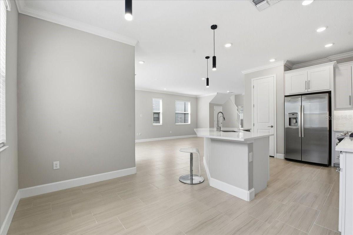 Image 4 of 99 For 4664 Lagona Lane