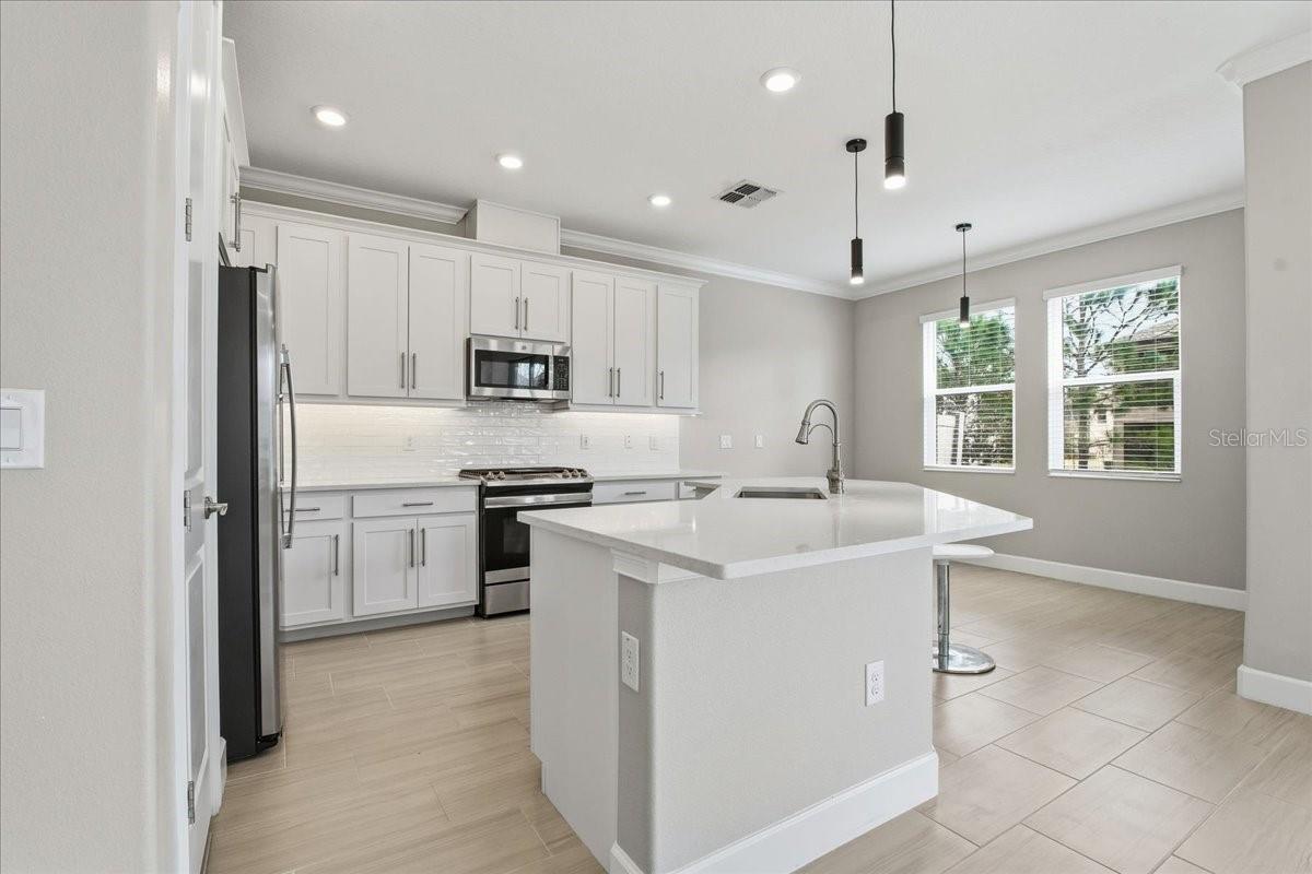 Image 9 of 99 For 4664 Lagona Lane