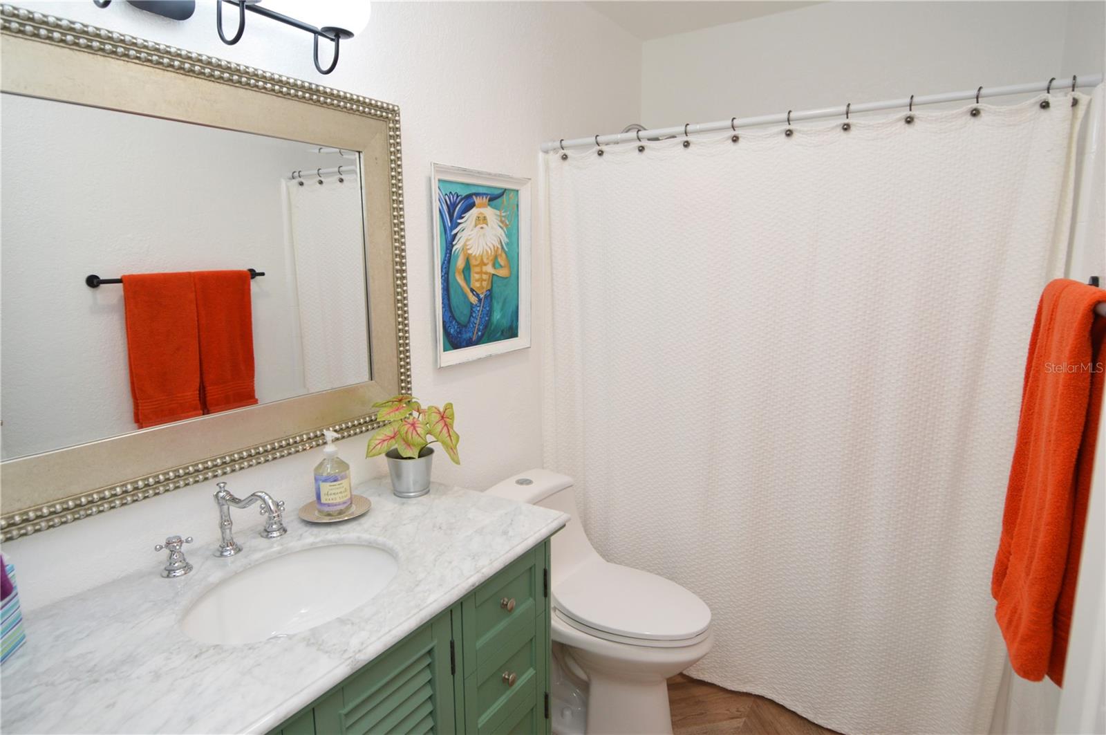 Image 30 of 100 For 5048 Beach Drive Se F