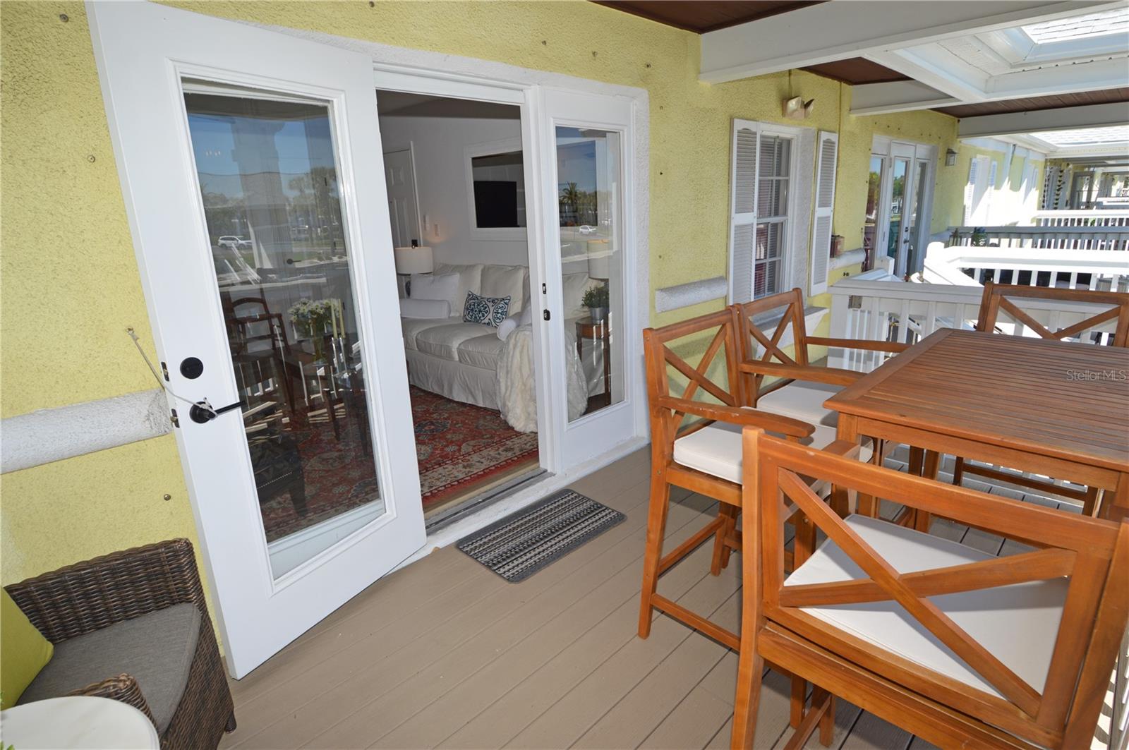 Image 42 of 100 For 5048 Beach Drive Se F