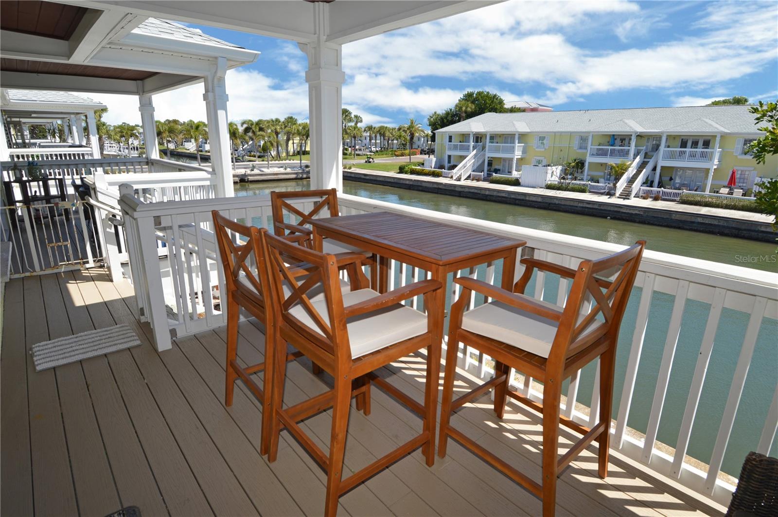 Image 44 of 100 For 5048 Beach Drive Se F