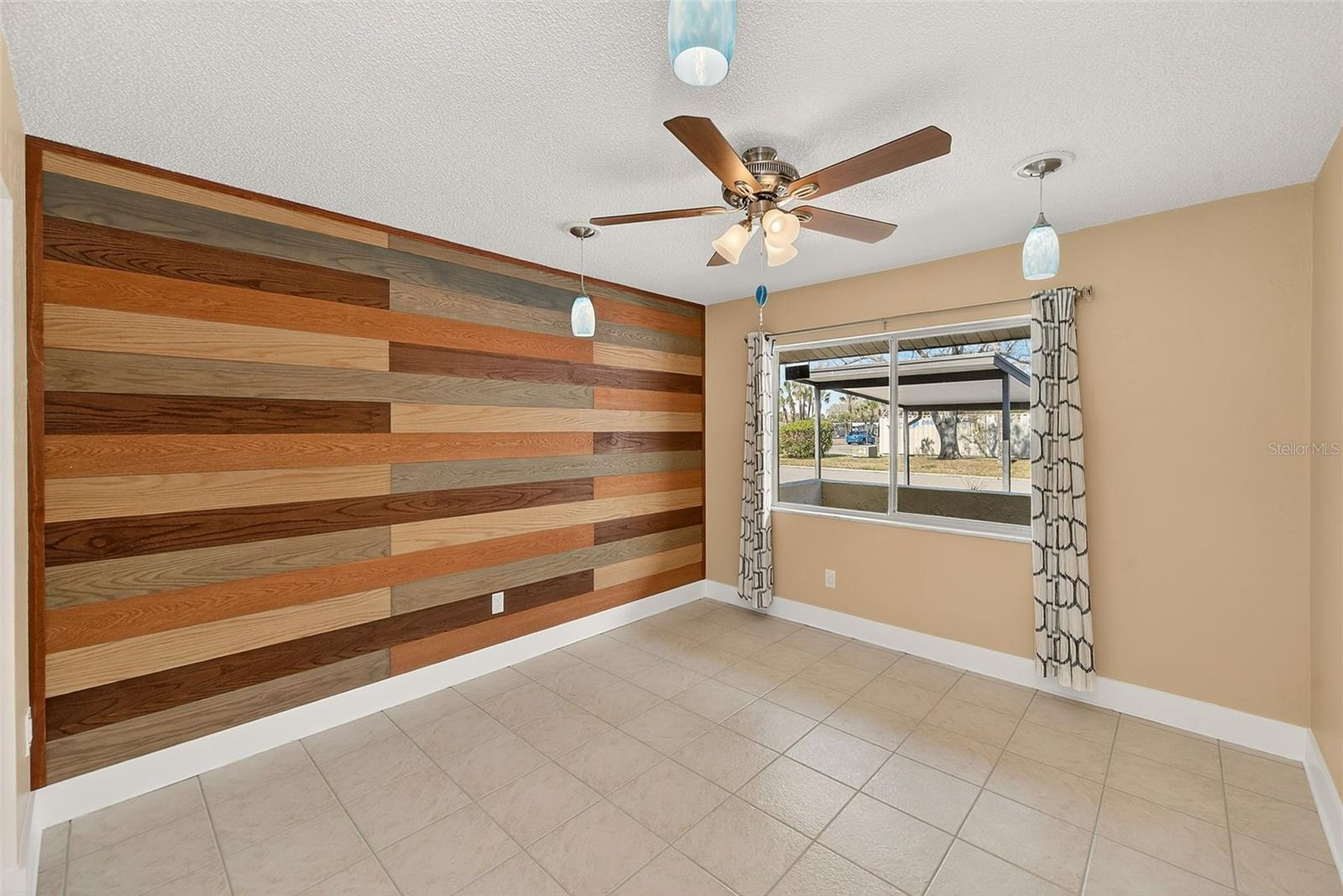 Image 25 of 50 For 1207 13th Circle Se 7