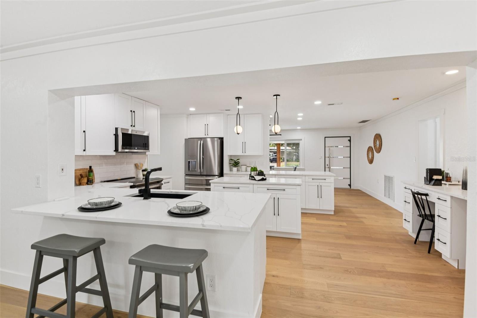 Image 10 of 43 For 850 Rafael Boulevard Ne