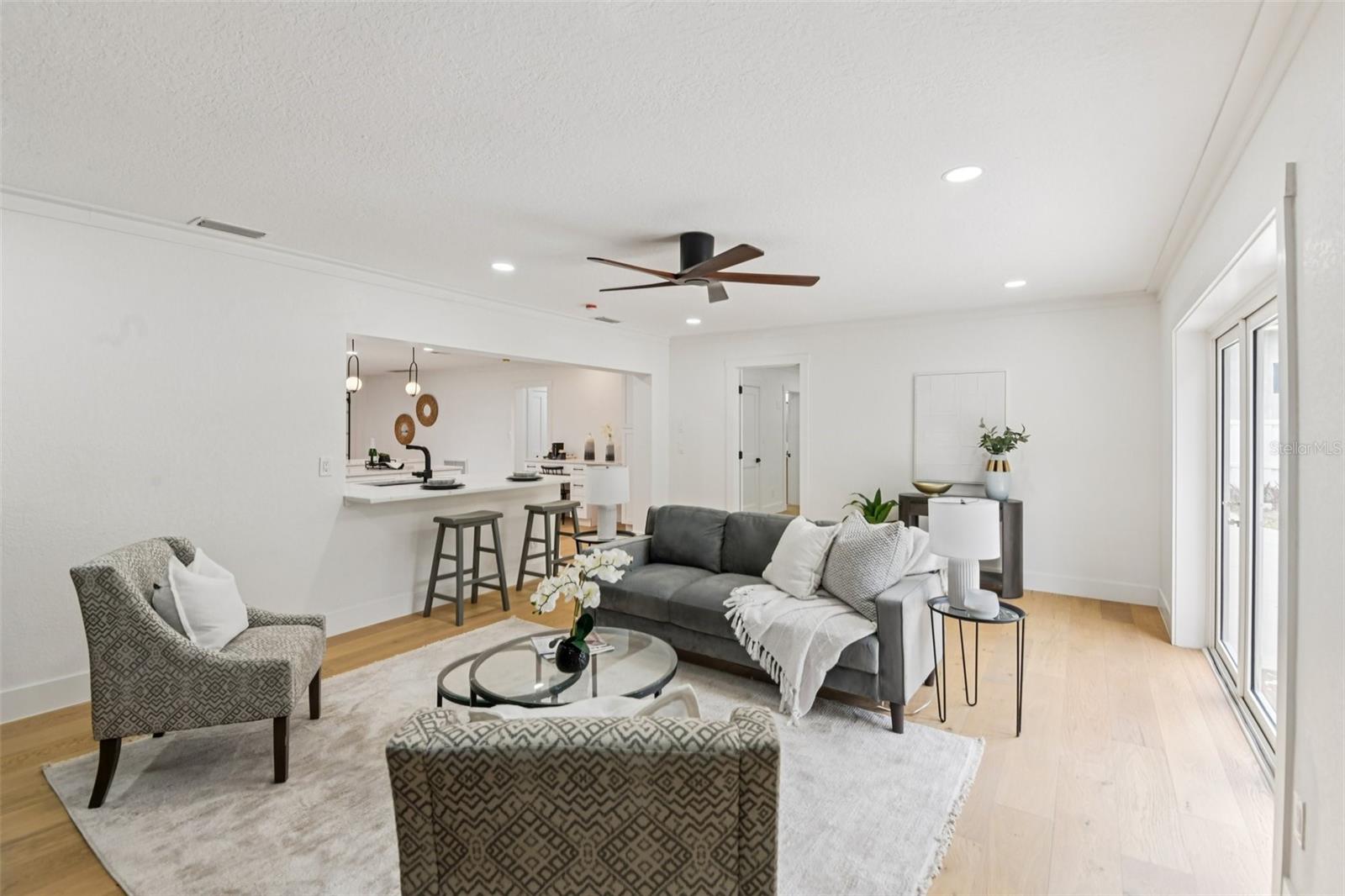 Image 15 of 43 For 850 Rafael Boulevard Ne