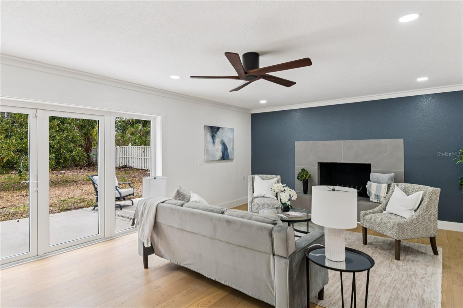 Image 2 of 43 For 850 Rafael Boulevard Ne