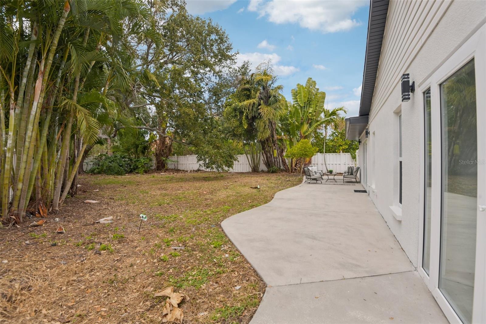 Image 36 of 43 For 850 Rafael Boulevard Ne