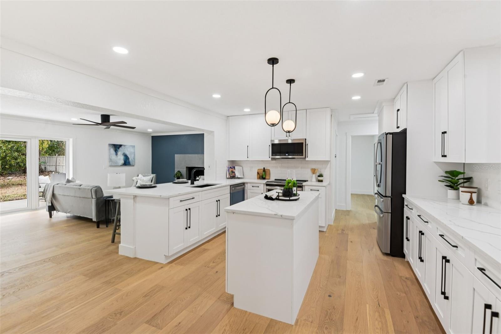 Image 4 of 43 For 850 Rafael Boulevard Ne