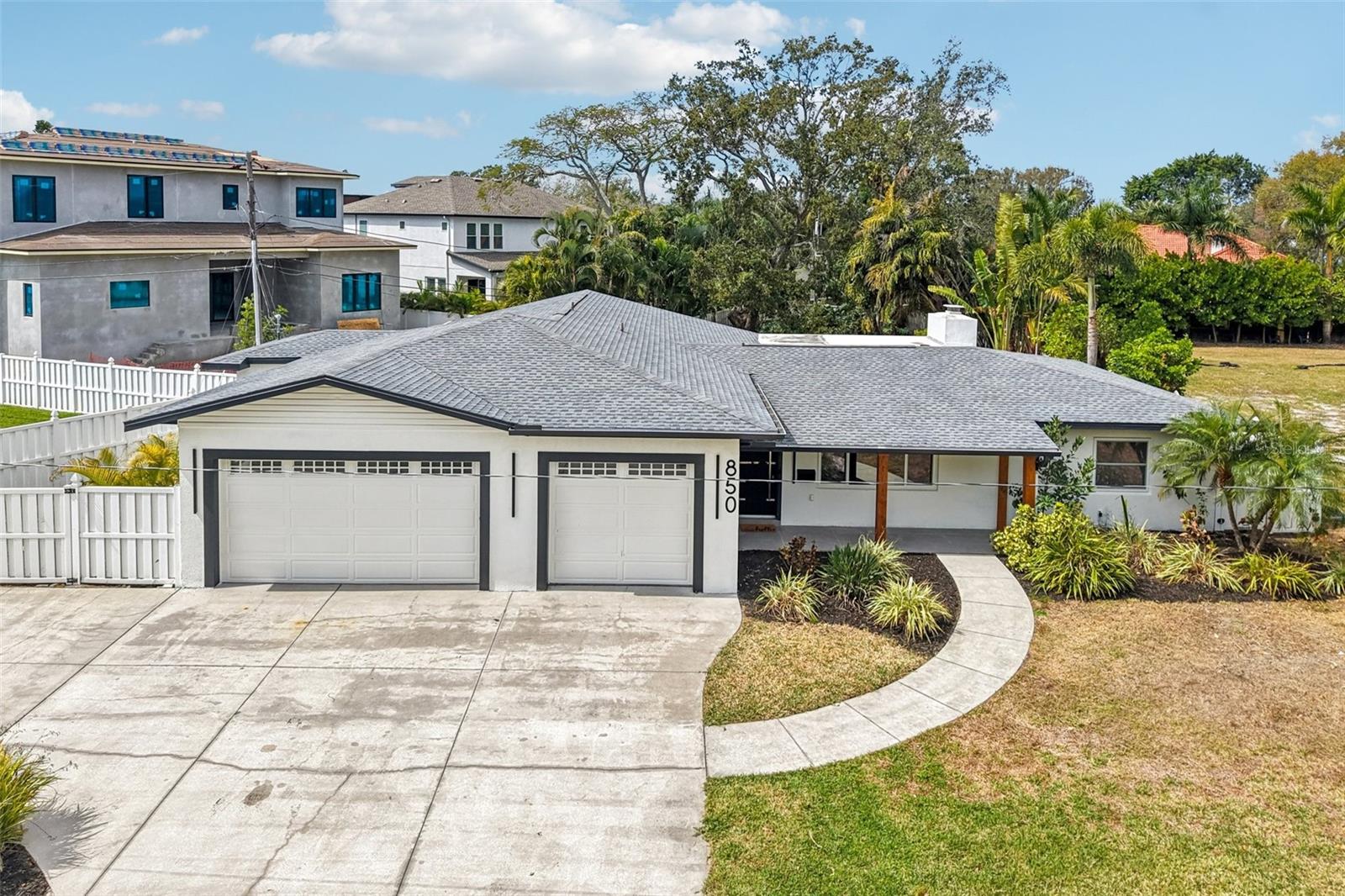 Image 40 of 43 For 850 Rafael Boulevard Ne