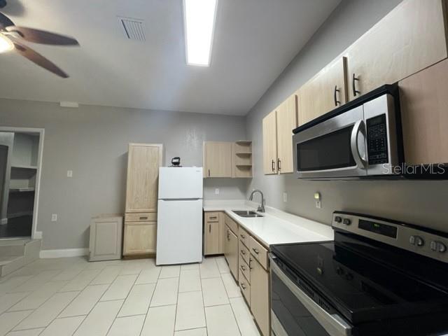 Image 17 of 21 For 704 6th Street