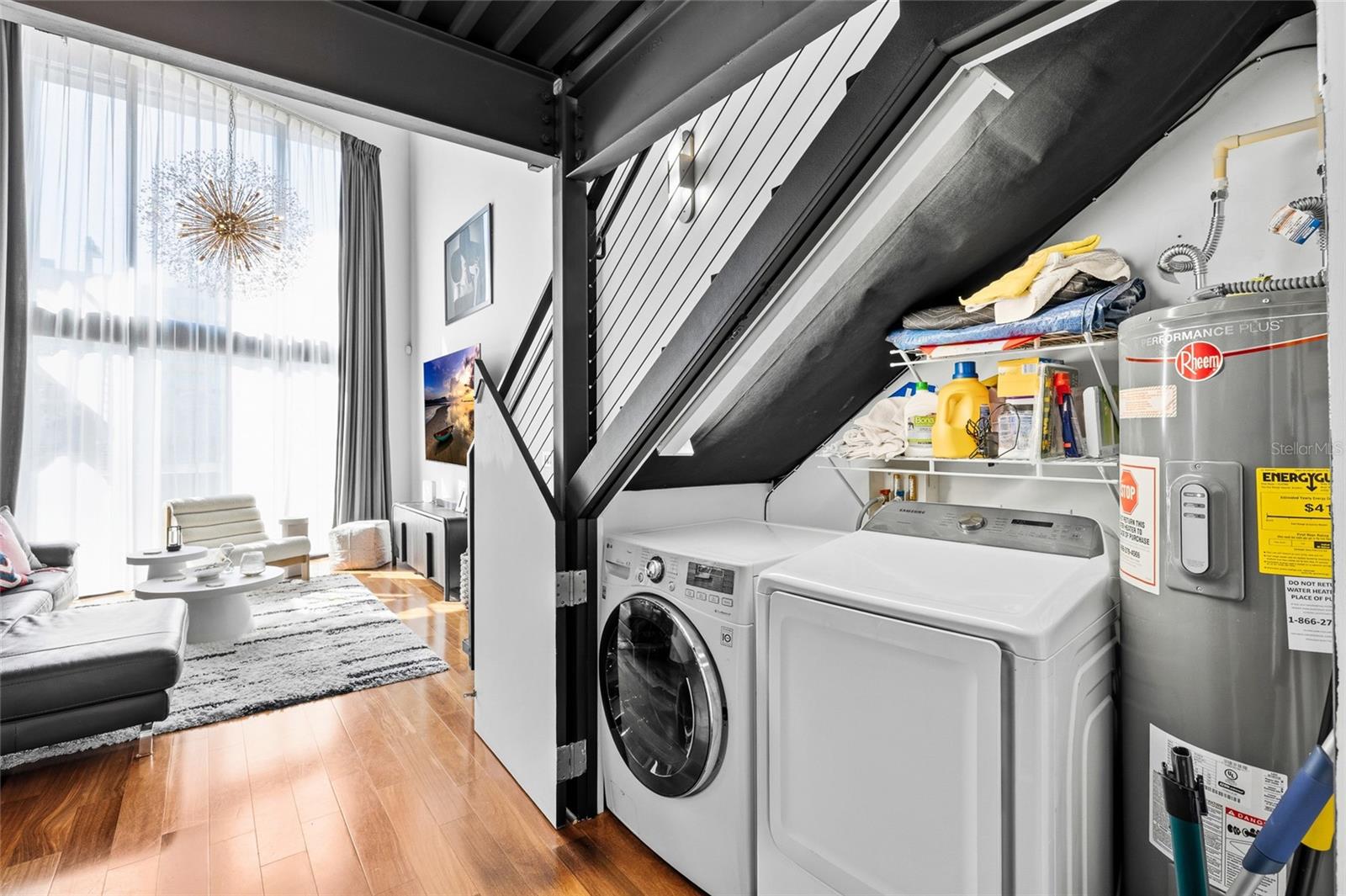 Image 14 of 33 For 213 12th Street