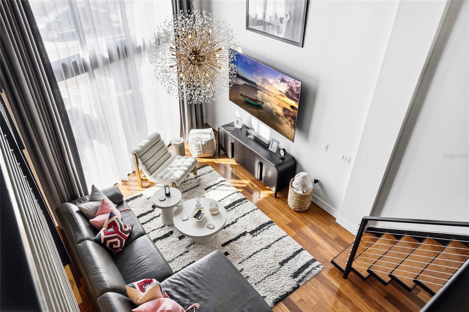 Image 18 of 33 For 213 12th Street